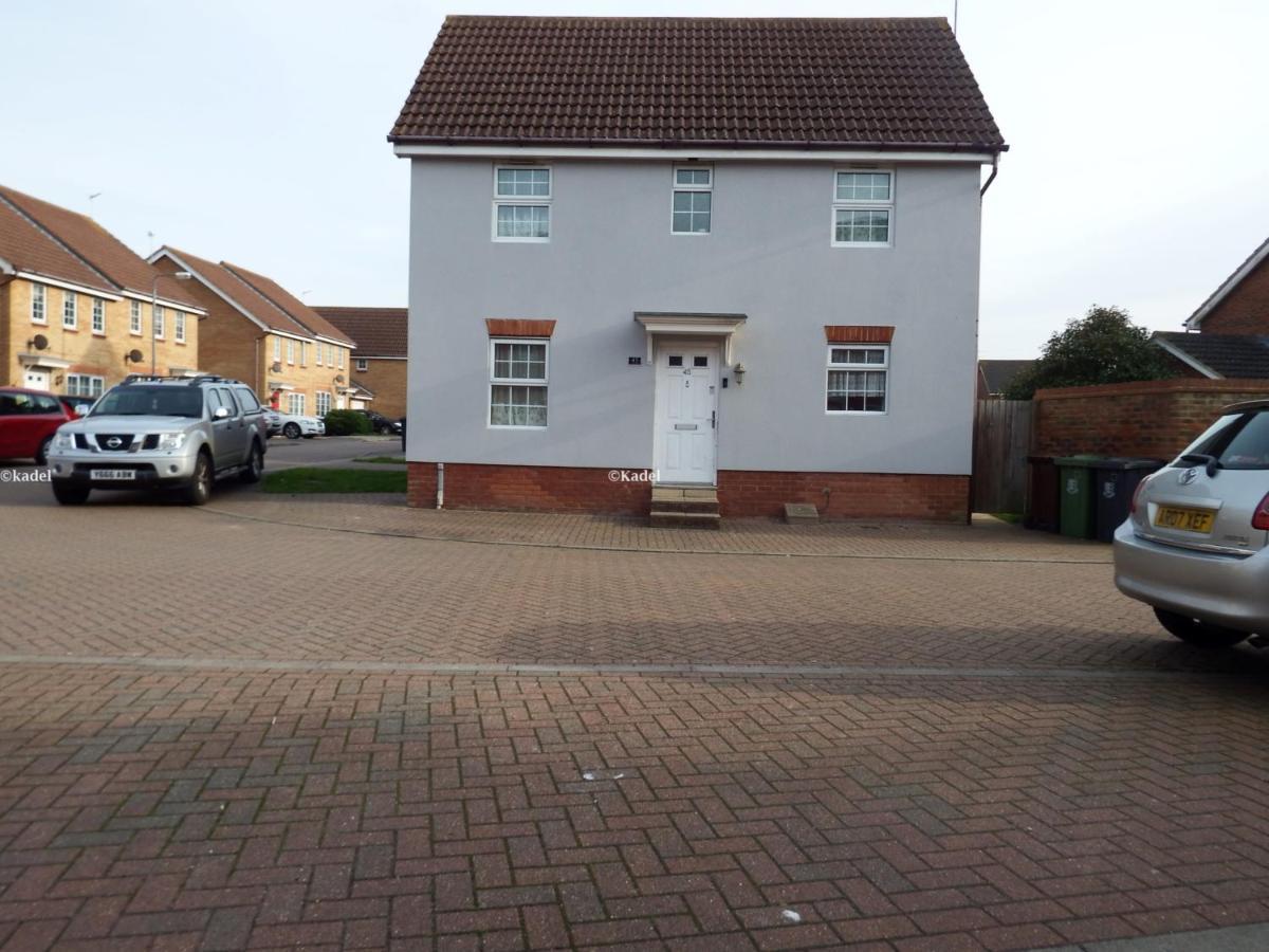Amama'S Cabin Great Yarmouth Exterior photo